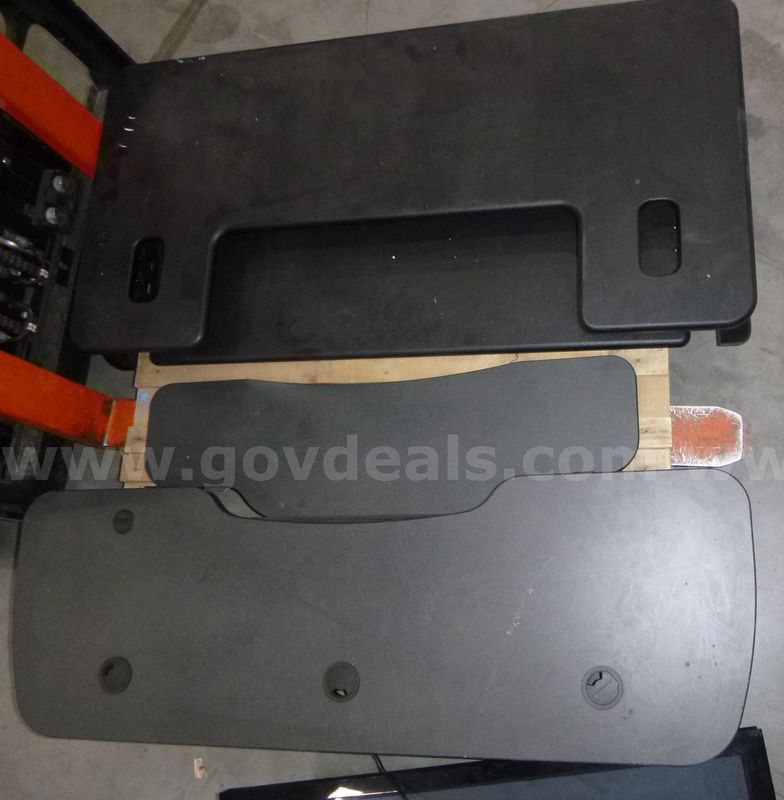 2 standing desktop lift work desk 48" Varidesk