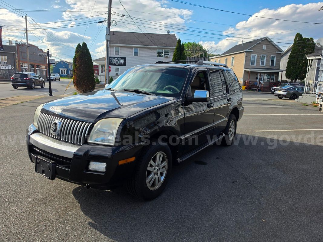 2006 Mercury Mountaineer Premier SUV Auto 4WD 4DR 4.6L V8 w 116k miles – 7 pass