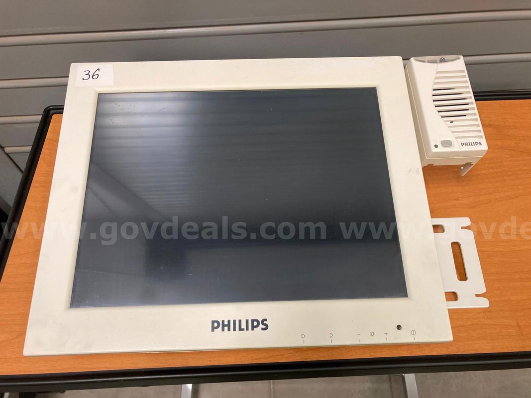 Philips M8031B Patient Monitor with M8025-60003 IF Remote patient monitor
