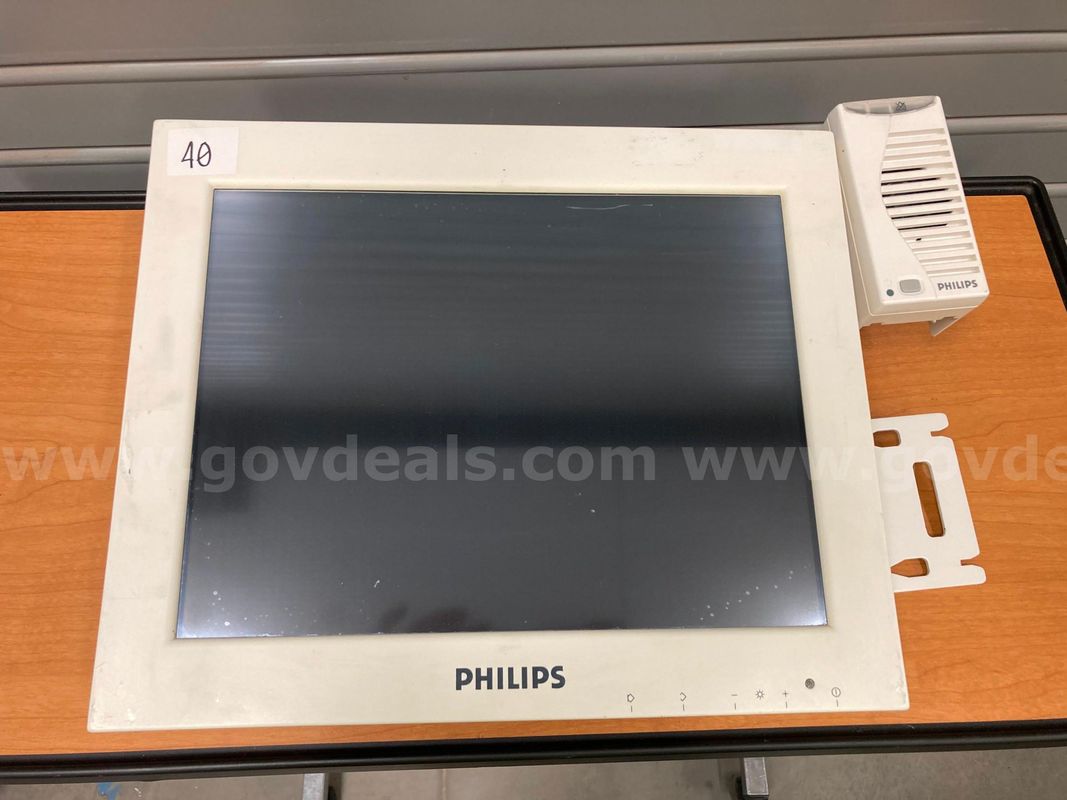 Philips M8031B Patient Monitor with M8025-60003 IF Remote patient monitor