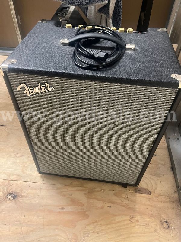 Fender Rumble 500 Bass Amplifier-For parts or repair