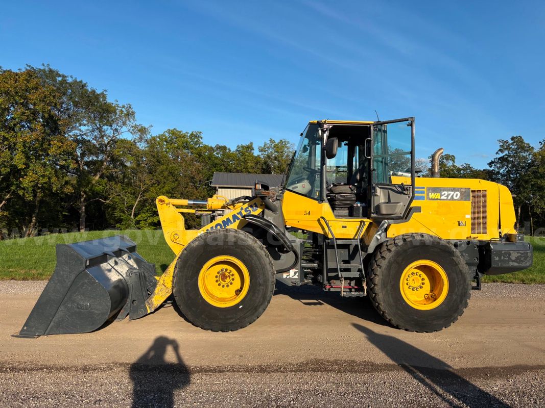 2016 KOMATSU WA270-7 Wheel Loader