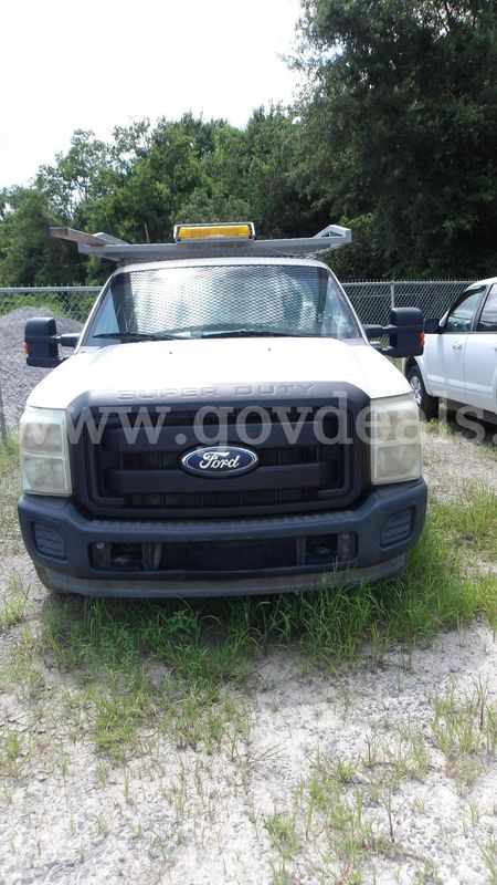 2011 Ford F250 With Ulitilty Body And Rack