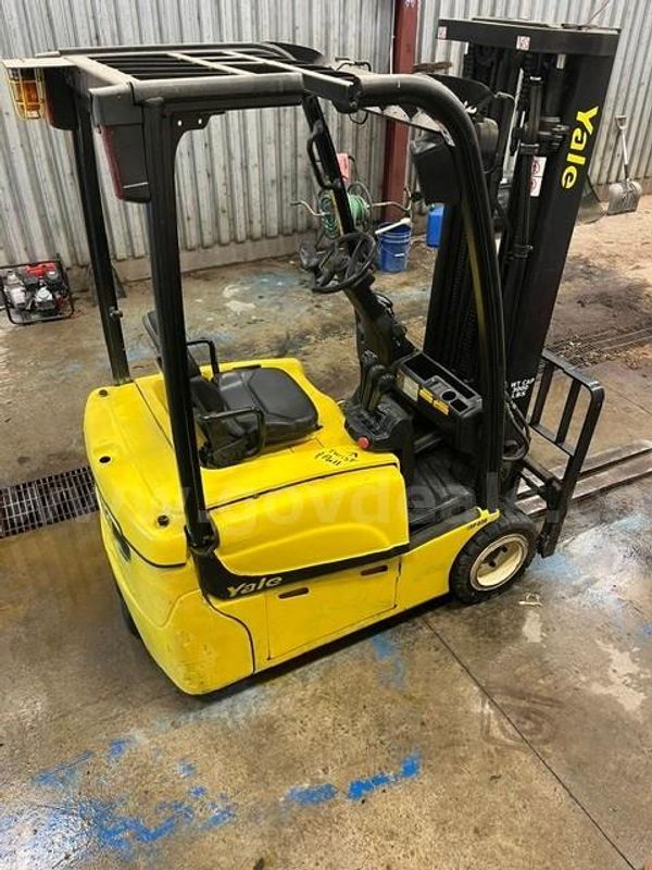 2011 Yale Electric Forklift