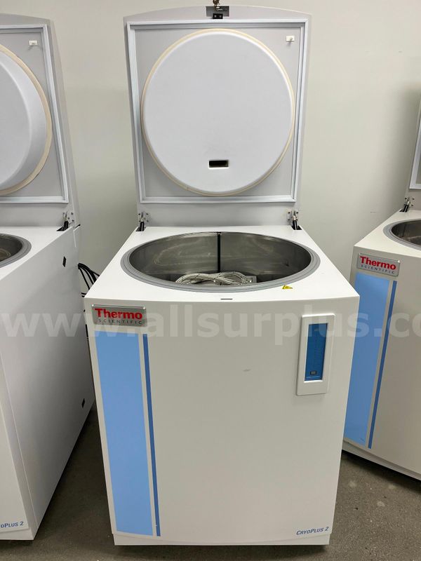 Thermo Scientific 7402 Cryogenic Freezer, 200L