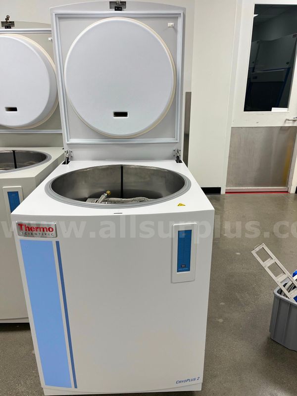 Thermo Scientific 7402 Cryogenic Freezer, 200L