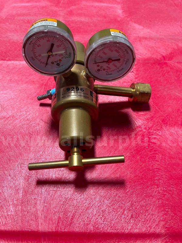 Brass Analytical Gas Regulator, CGA-590