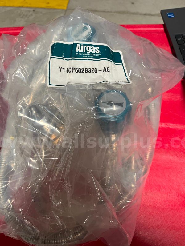 Airgas CO2 Manifold Y11CP602B320-AG