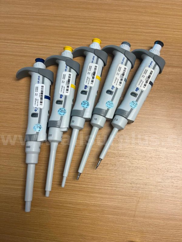 Eppendorf Research Plus Pipettes, set of 5.