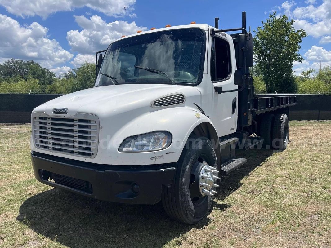 2005 Freightliner M2 106 Medium Duty