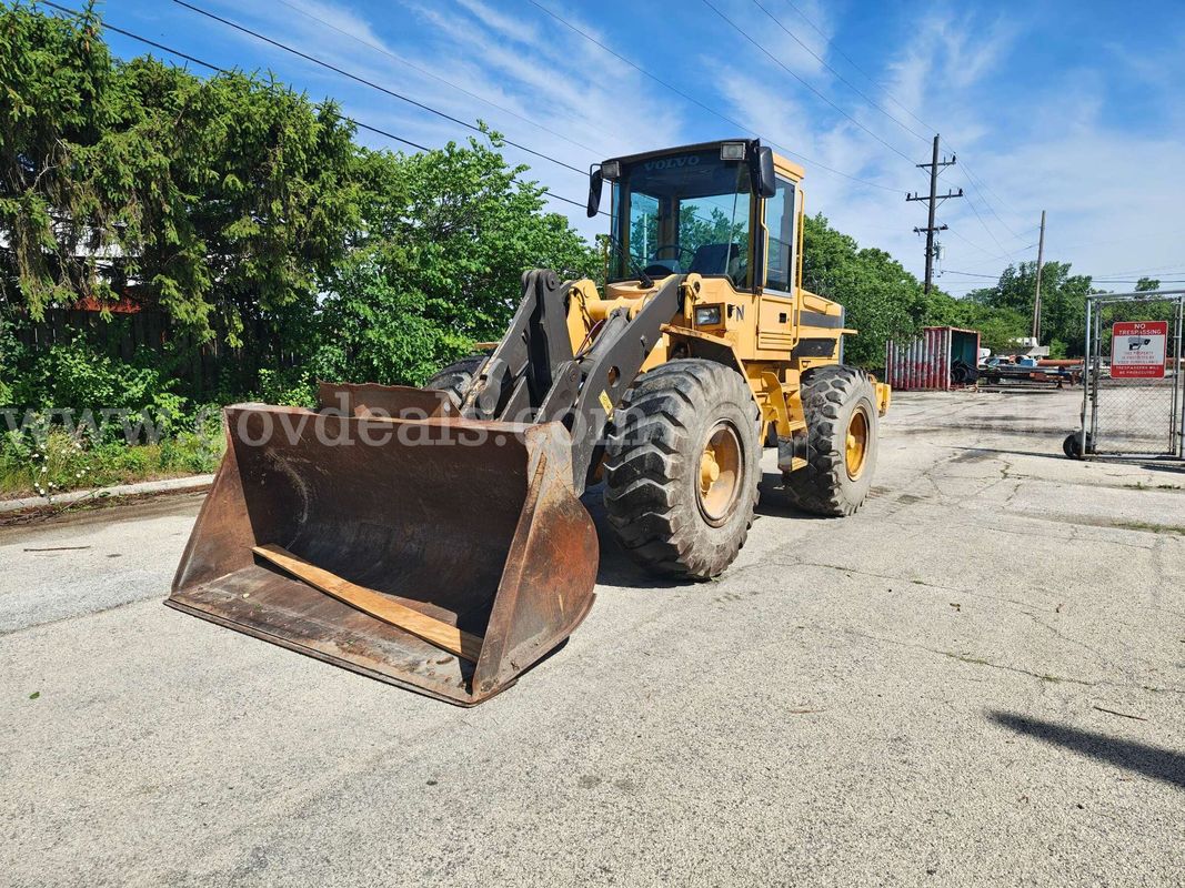 1999 Volvo L70C Wheel Loader