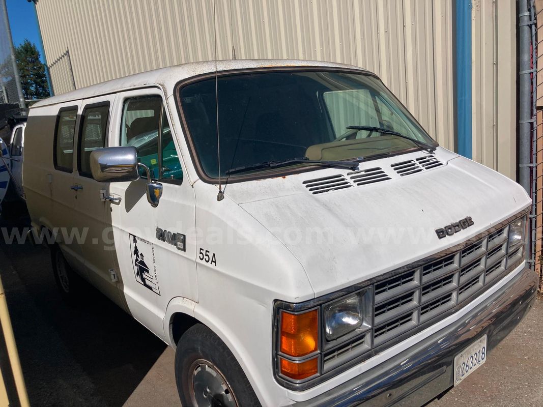 1989 Dodge Ram Van B150