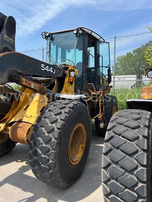 2006 John Deere Loader Model 544j