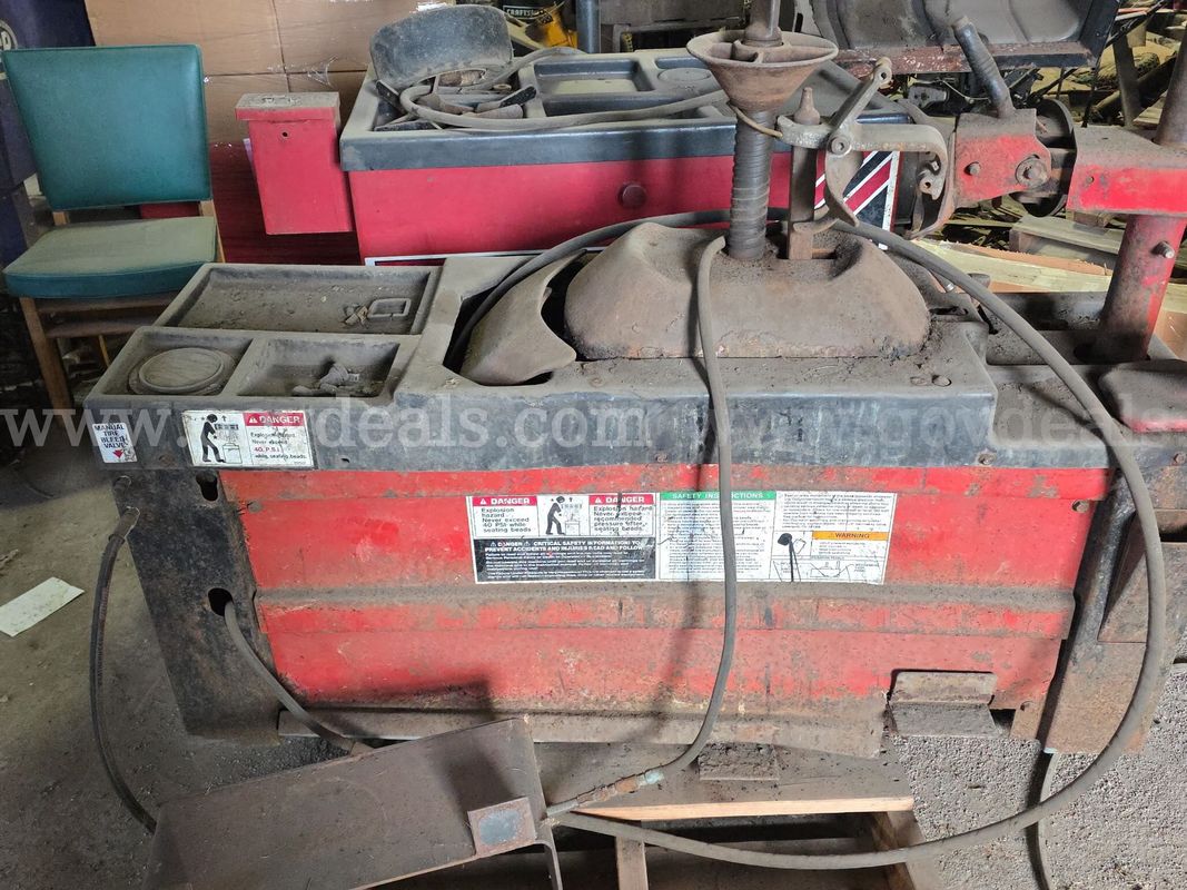 Coats 40-40SA Tire Changer (Model 8028700)