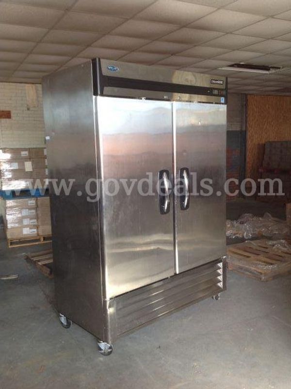 Norlake Mdl F49-S 2dr Stainless steel commercial freezer