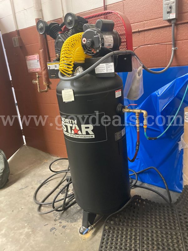 North Star 60-gallon Air Compressor