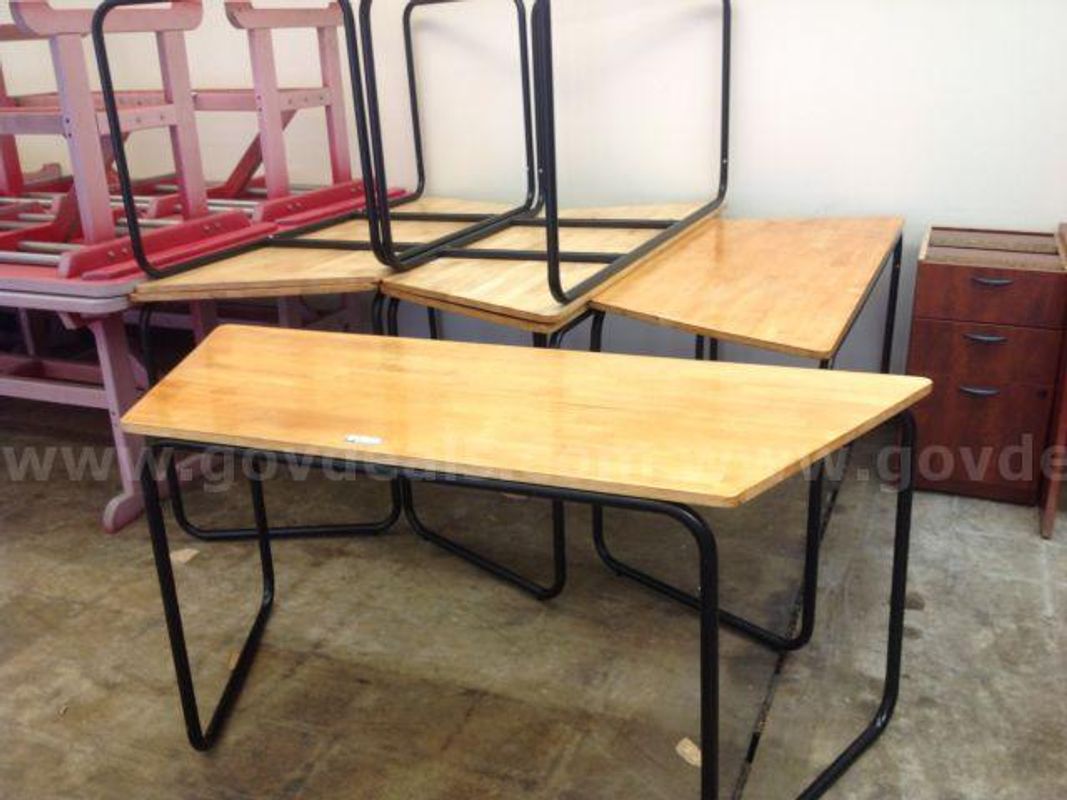 6ea Safeco Trapezoid shape office table