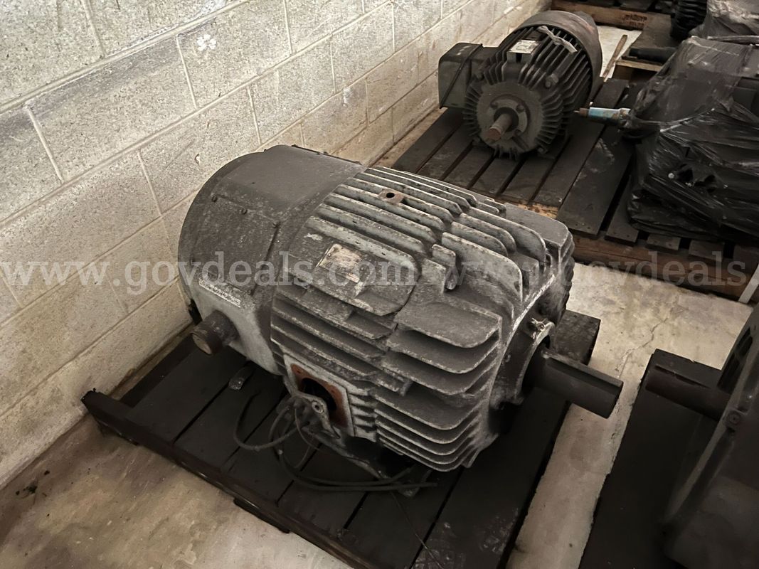 Heavy-duty industrial electric motor