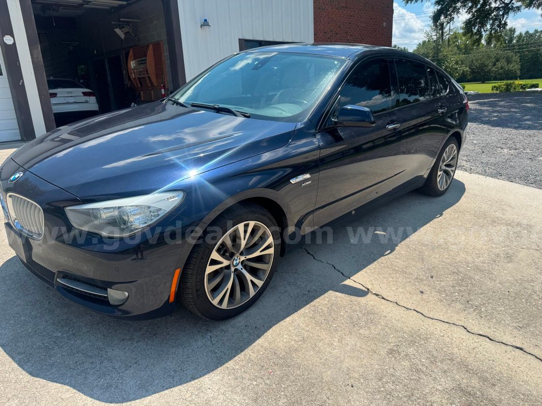 2011 BMW 5-Series Gran Turismo