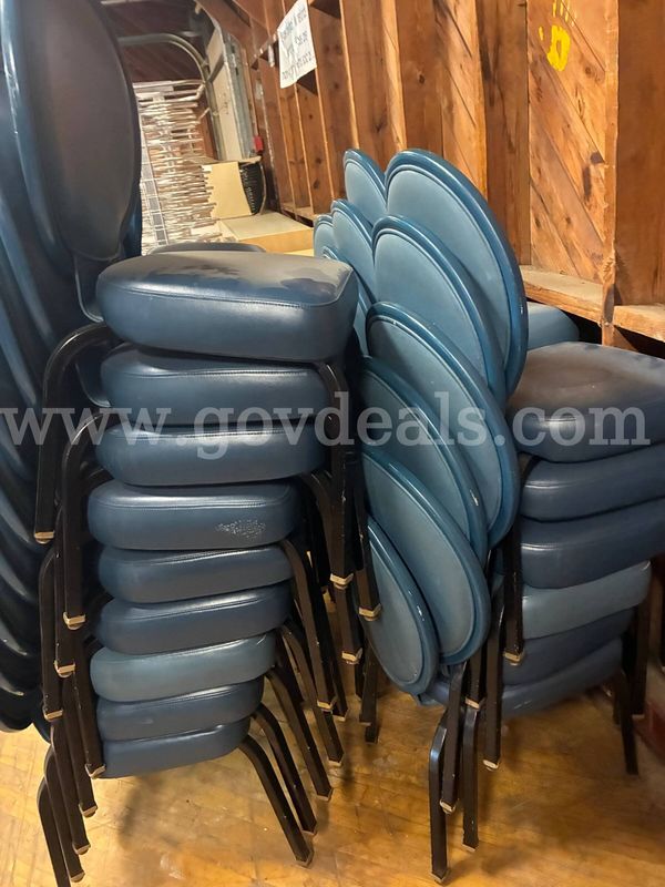 CHAIR STACKS, DINING CHAIRS / RESTAURANT / CHURCH SEATING / SUNDAY SCHOOL