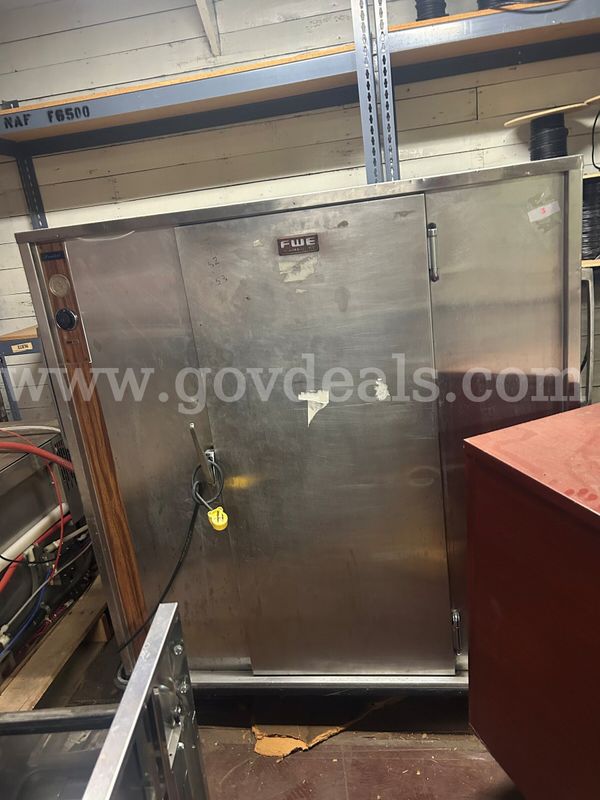 Warmer W/Wheels , Hot Food Storage / Commercial Kitchen