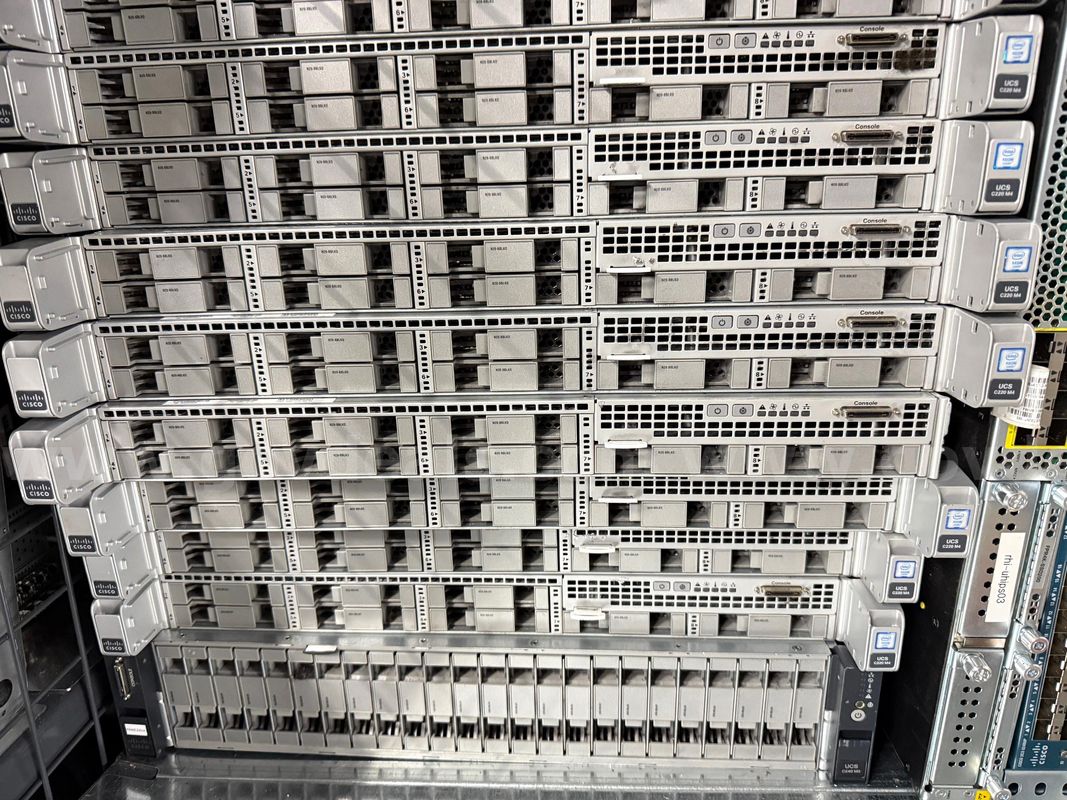 Cisco Server UCS M4 (c220) & M3 (Total: 19units server)