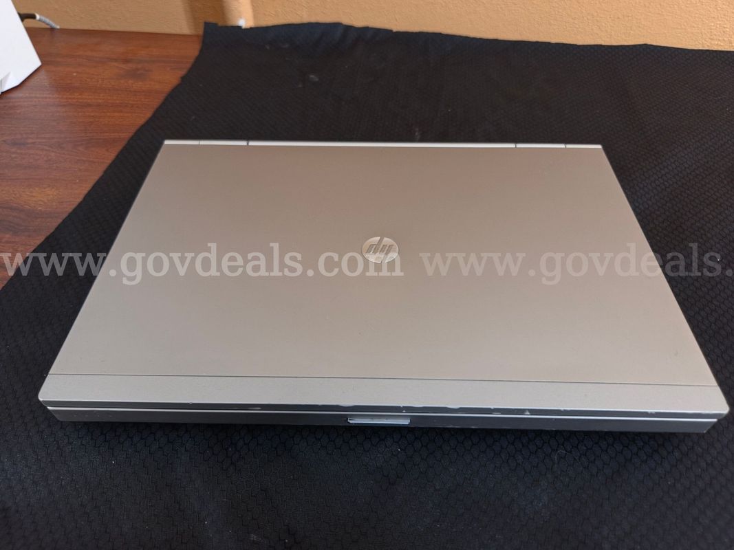 Lot of 10 Laptop Computers – 8 Dell & 2 HP EliteBook – Used