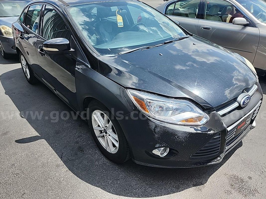 2013 Ford Focus SE FWD 4D Sedan 2.0 4cyl