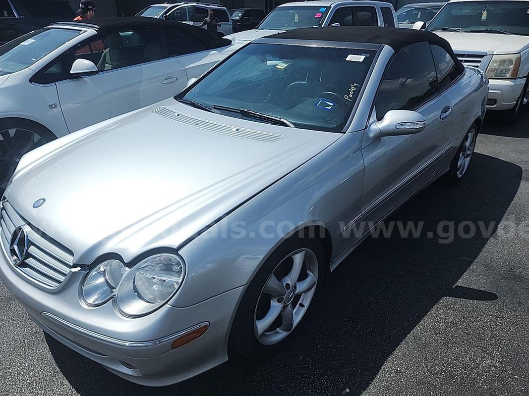 2005 Mercedes-Benz CLK-Class