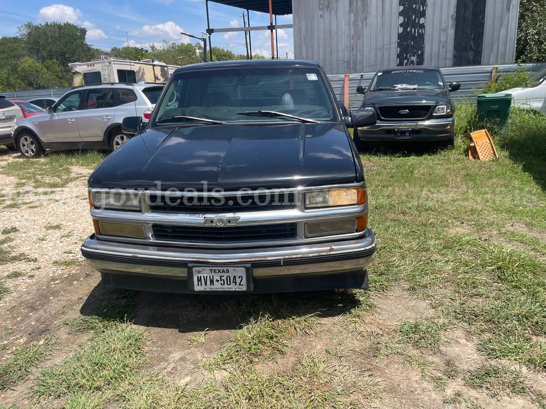 1999 Chevrolet C/K1500 Classic Ext Cab 141.5" WB RWD Ext Cab 5.7 8c