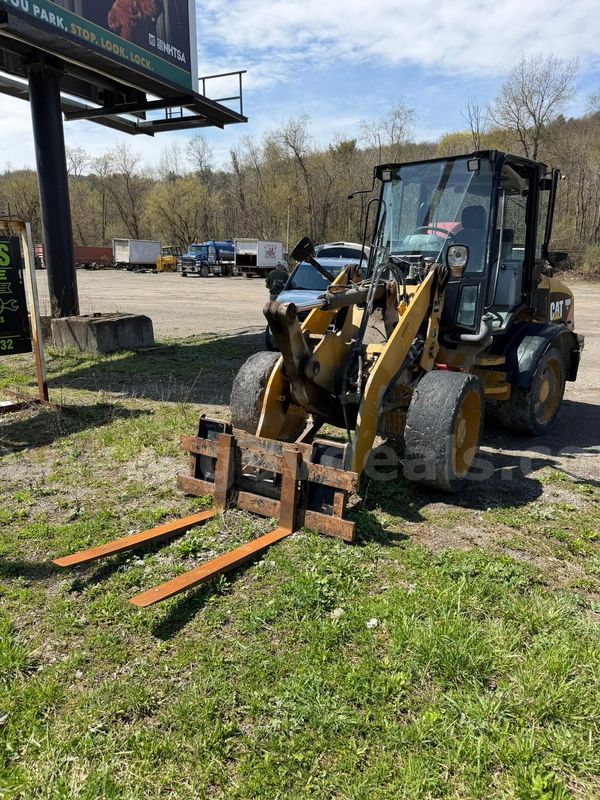 2011 Cat 908H Wheel Loader