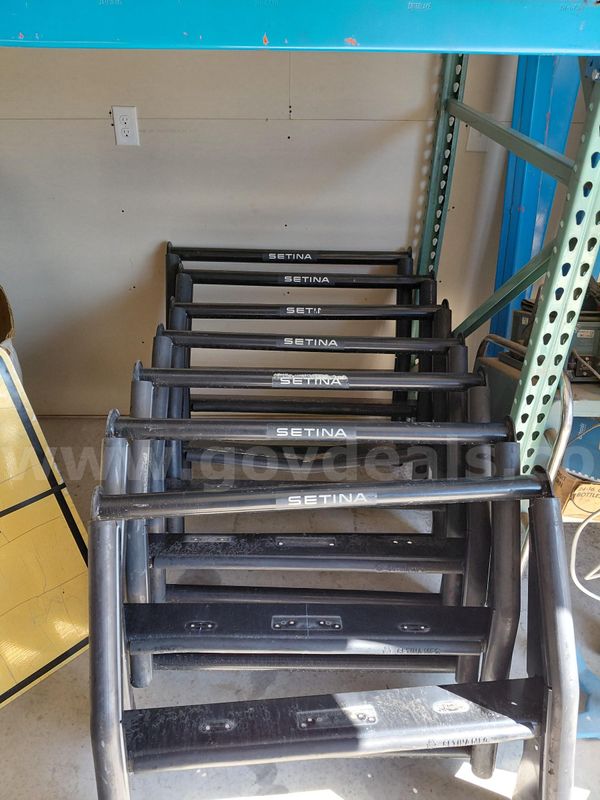 8 setina alumnium push bumpers 2015-2020 Chevy Tahoe USED