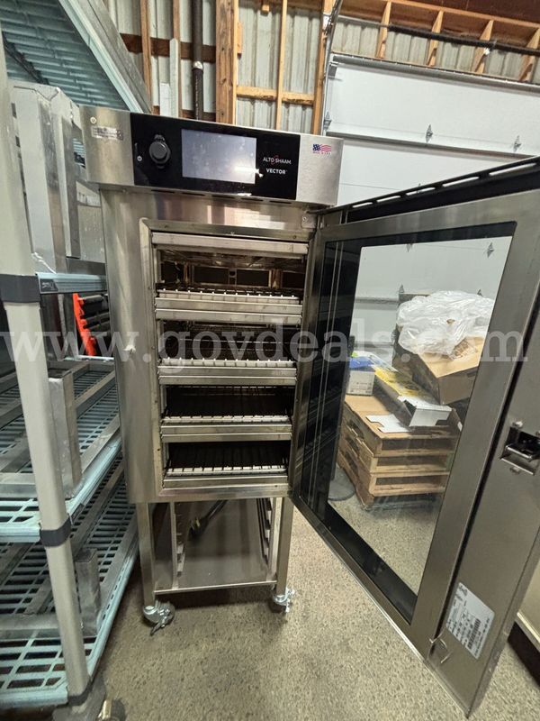 Alto-Shaam Vector Multi-Cook Oven