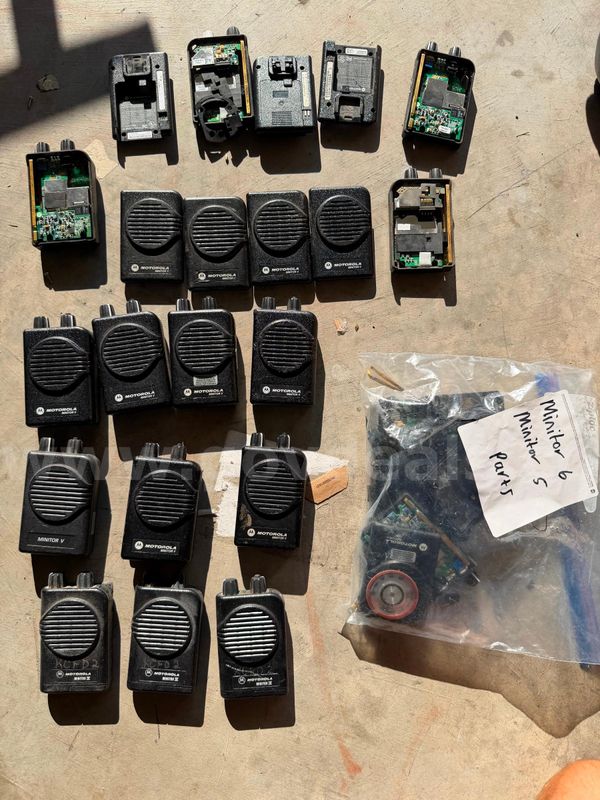 Massive Lot Motorola MINITOR Pagers VHF/UHF Fire EMS Emergency Radio