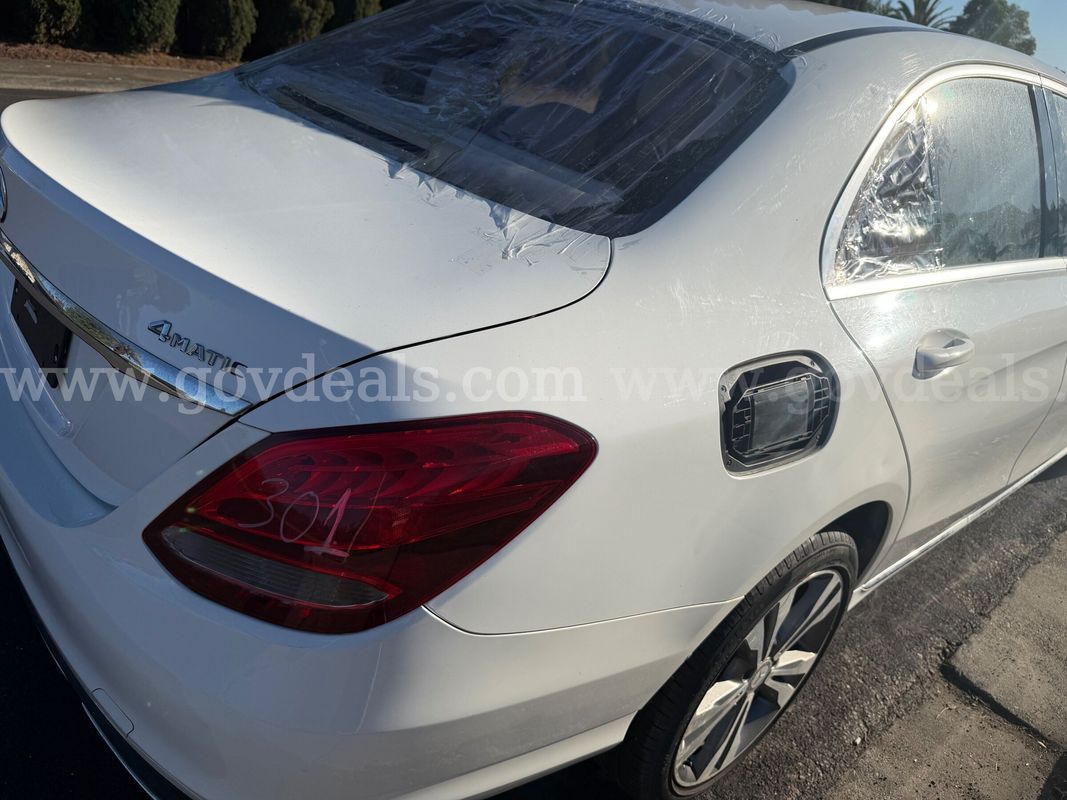 2015 Mercedes-Benz C-Class