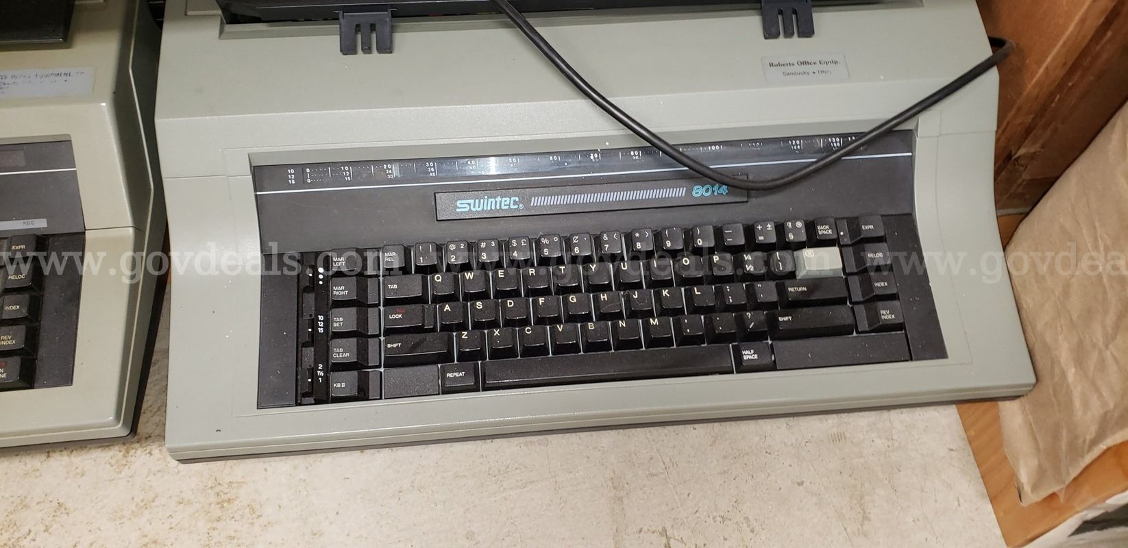 2 Swintec electric typewriters (working condition)