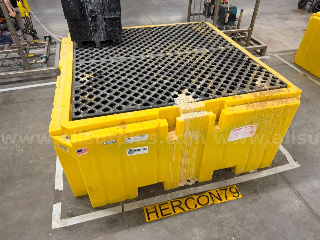 UltraTech Spill Containment
