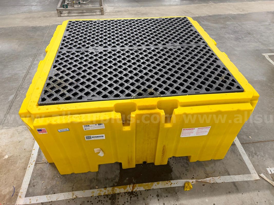 UltraTech Spill Containment