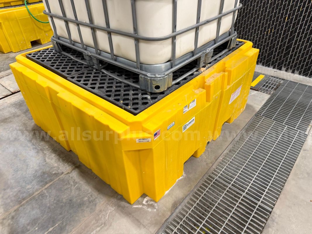 UltraTech Spill Containment
