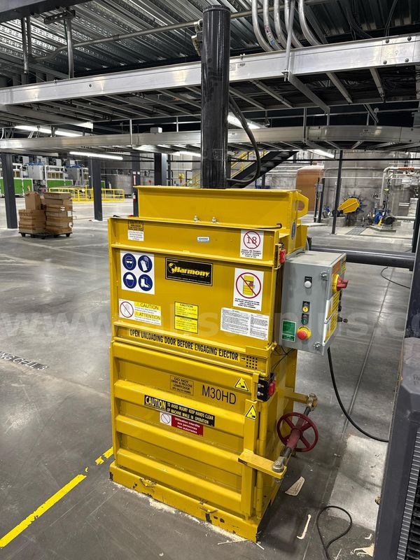 Harmony M30HD-E Vertical Baler
