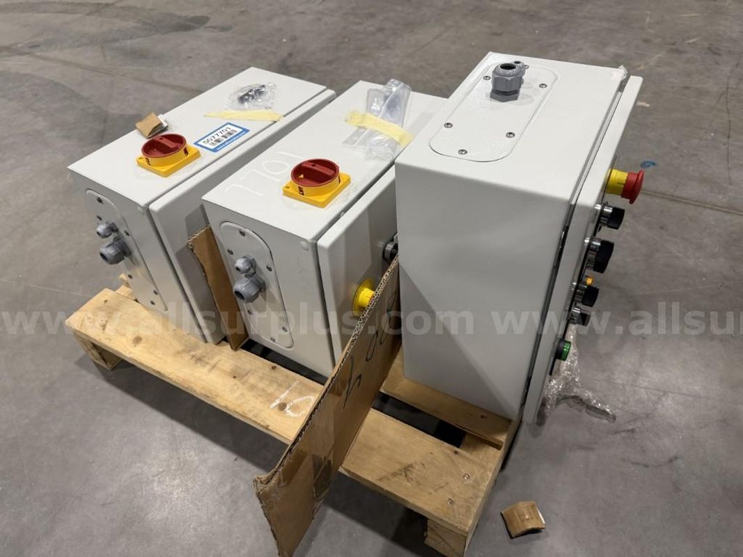 Controller and Enclosures, Qty 3