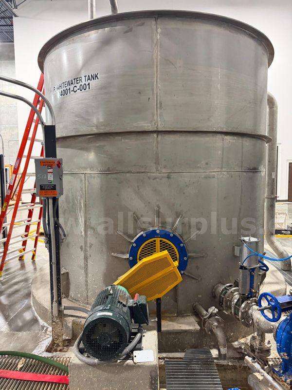 2021 Universal Tank Stainless Steel Whitewater Tank