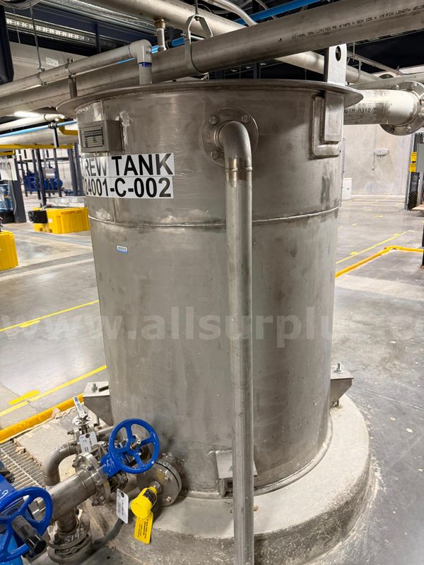 2021 Universal Tank P REW Tank