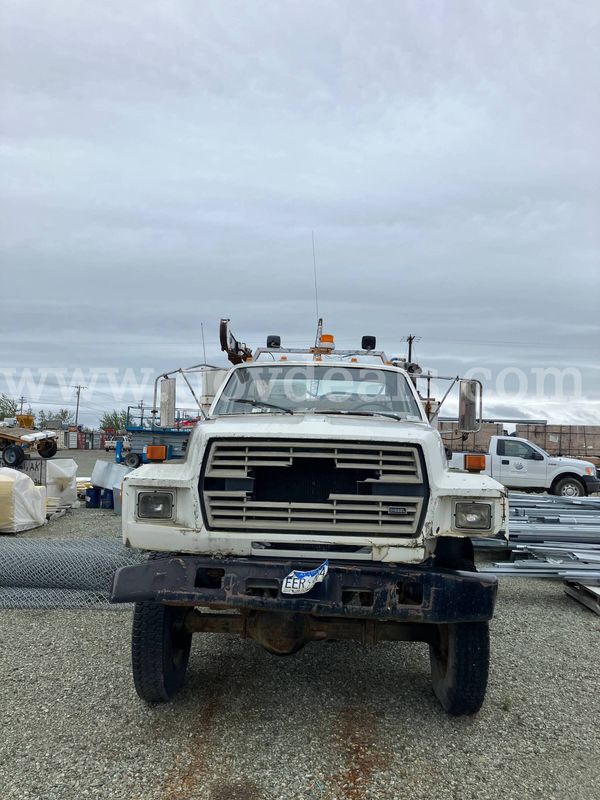 1988 Ford F700F
