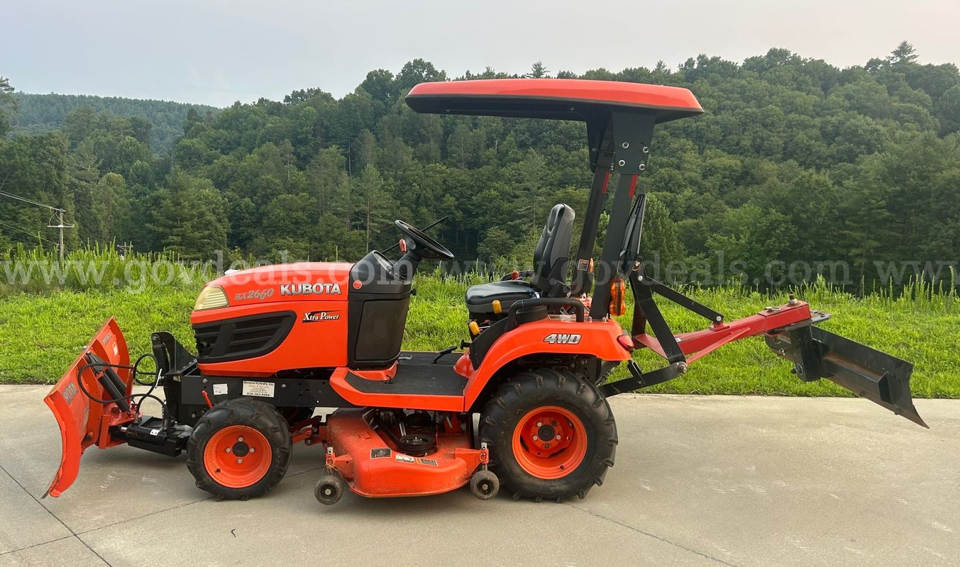 2010 Kubota tractor