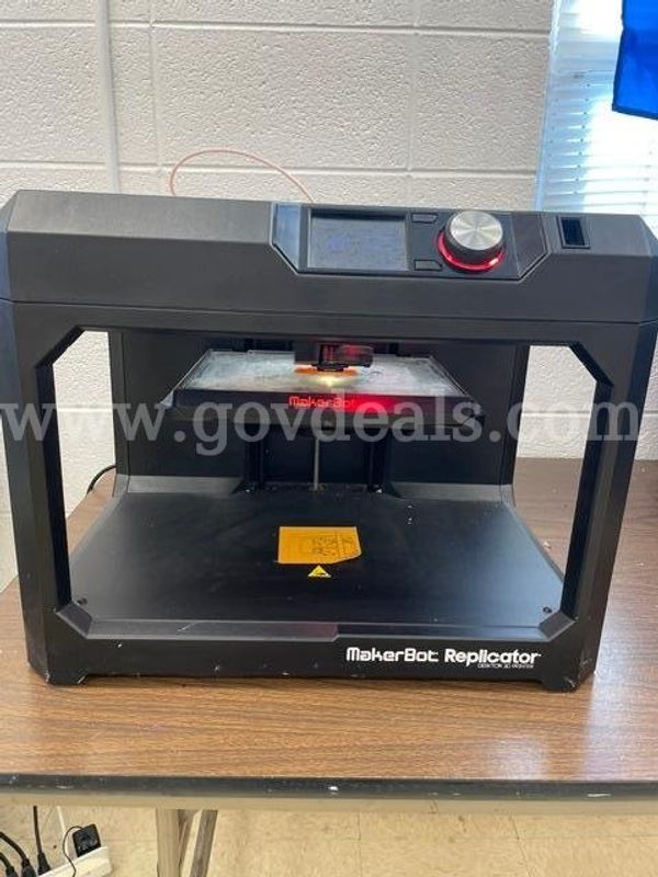 Makerbot Replicator Desktop 3d Printer