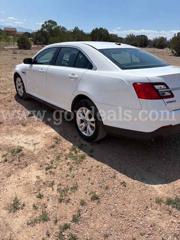 2013 Ford Taurus