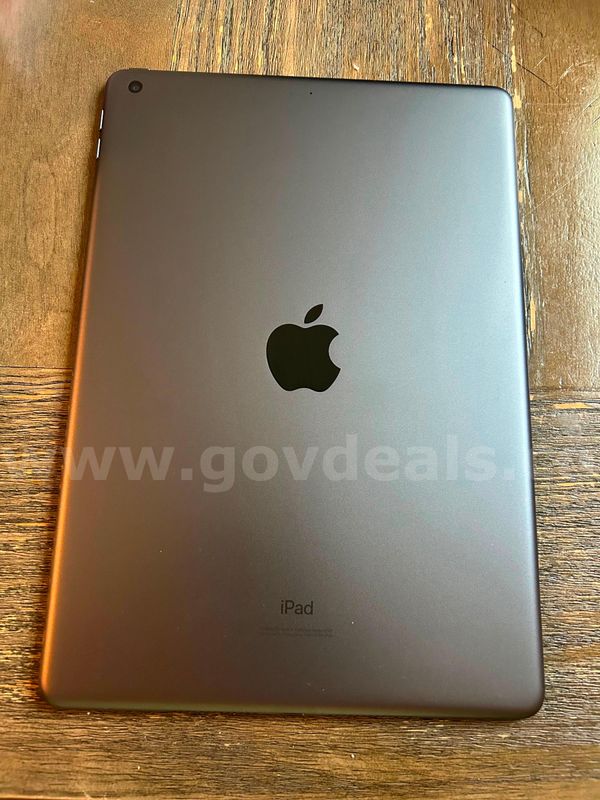 #2 Apple iPad (7th Generation) - Space Gray - With Heavy-Duty OtterBox Defender Cas