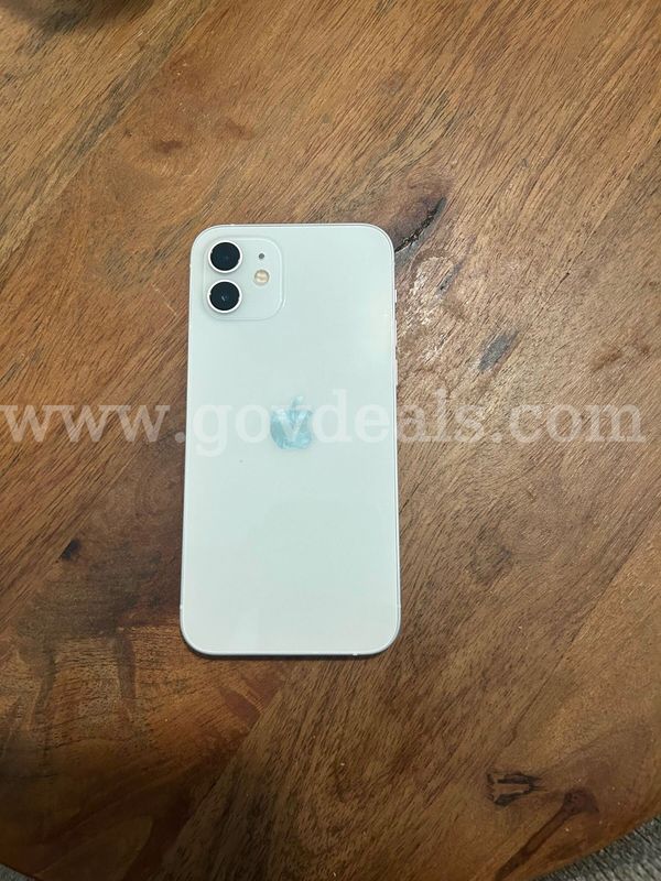UNLOCKED!! 82% BATTERY HEALTH!! Apple iPhone 12 - 64GB - White
