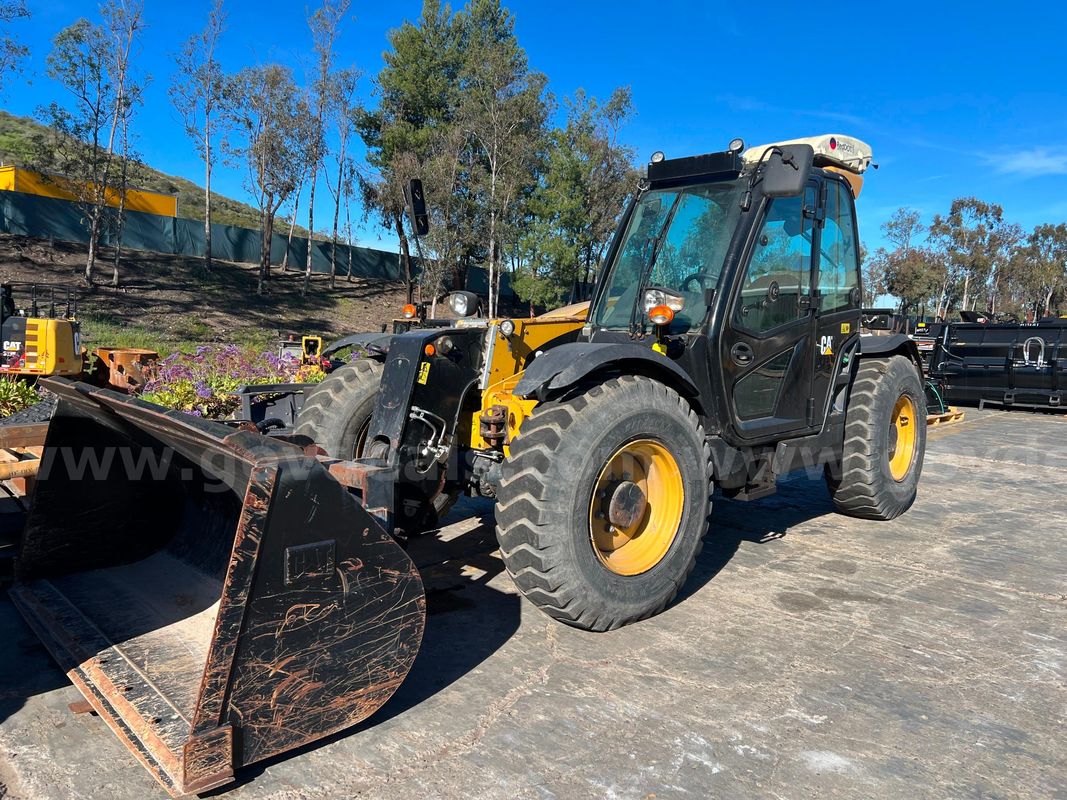 2019 Caterpillar TH357D Telehandler